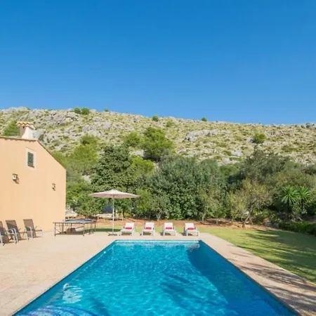 Holiday home Tia *